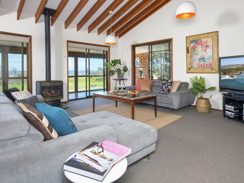 Beach House On Jones Beach Kiama Accommodation - Accommodation in Brisbane 4