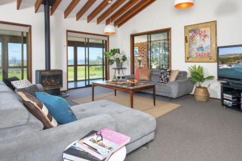 Beach House On Jones Beach Kiama Accommodation - Accommodation in Brisbane 0