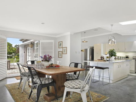 Nattai Lodge House & Cottage In Beautiful Garden - Accommodation in Brisbane 7