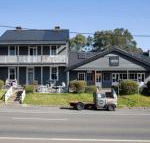 Robertson Public House  Kitchen - Accommodation in Brisbane