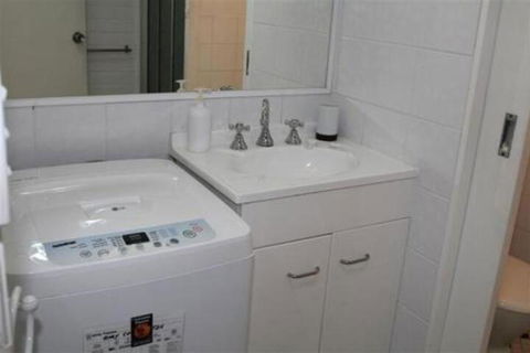 VILLA MANYANA 7 - Accommodation in Brisbane 3