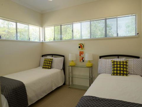 LANDSCAPE At PALM COVE - Accommodation in Brisbane 3