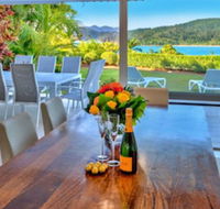 Bella Vista East 3 Luxury Ocean Views Large Flat Grassed Area  Buggy - Accommodation in Brisbane