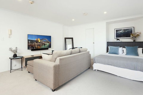 Ultimate Bondi Living - Accommodation in Brisbane 2