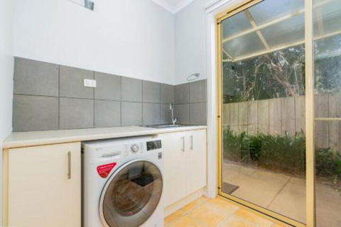 VIEWS FOREVER INVERLOCH - Accommodation in Brisbane 2