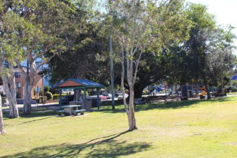 Annies Apartment - Accommodation in Brisbane 3