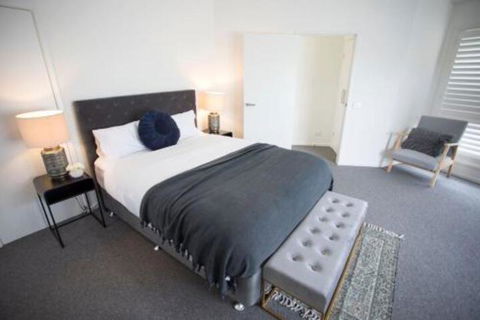MONREPOS - Accommodation in Brisbane 7