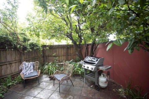 MONREPOS - Accommodation in Brisbane 2