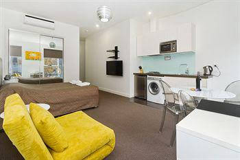 Zara Apartments - Accommodation in Brisbane 0