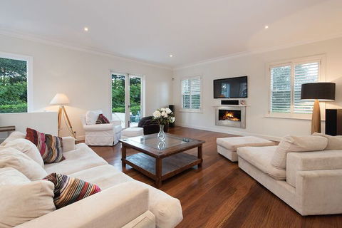 Vaucluse Manor H327 - Accommodation in Brisbane 2
