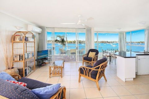 Amazing Waterfront Views Sunshine Coast H330 - Accommodation in Brisbane 0