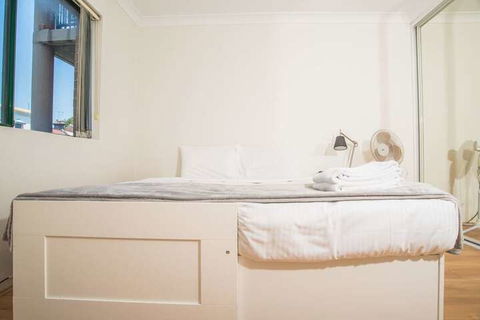 Spacious & Cozy Apartment In Heart Of Redfern - Accommodation in Brisbane 2