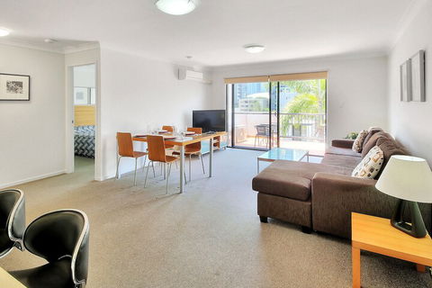 Airtrip Apartment On Russell St - Accommodation in Brisbane 5