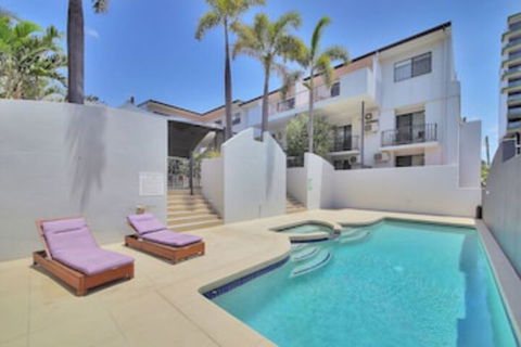 Airtrip Apartment On Russell St - Accommodation in Brisbane 0