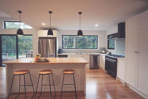 Bush & Beach Family Retreat - Accommodation in Brisbane 4