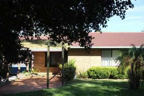 SEABREEZE - Accommodation in Brisbane 0