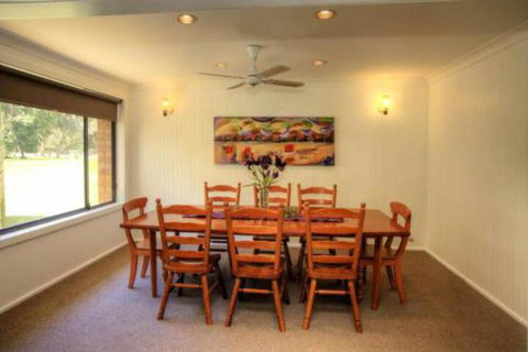 SEABREEZE - Accommodation in Brisbane 3