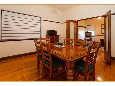 Fairholme Apartment - Accommodation in Brisbane 3