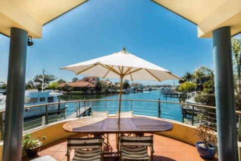 A Mariners Place BEST Location In Town! - Accommodation in Brisbane 3