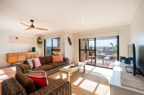 Oceanside - Accommodation in Brisbane 3
