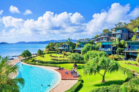 Yacht Club 19 Bijou De Mer 2 Buggies - Accommodation in Brisbane 1