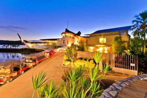 Yacht Club 19 Bijou De Mer 2 Buggies - Accommodation in Brisbane 0