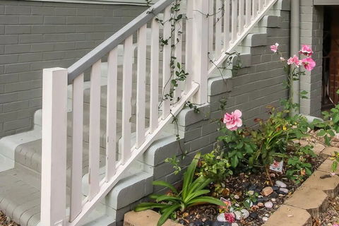 Quiet 3 Bedroom House In Albion With Parking - Accommodation in Brisbane 1