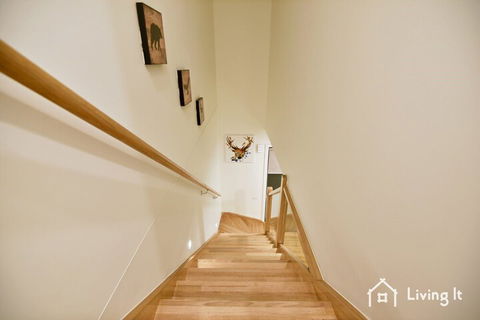 Tomkins Townhouse - Accommodation in Brisbane 1