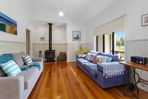 MERMAIDS On MARENGO Large Home With Wifi - Accommodation in Brisbane 0