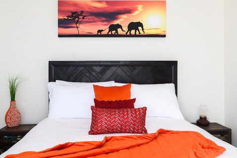 JUDD A Stylish Abode Awaits You - Accommodation in Brisbane 2