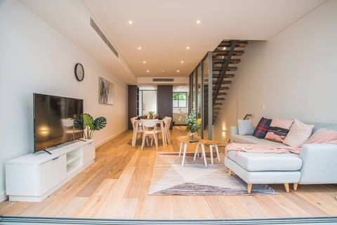 Amazing 3beds3bath Townhouse@rosebery - Accommodation in Brisbane 3
