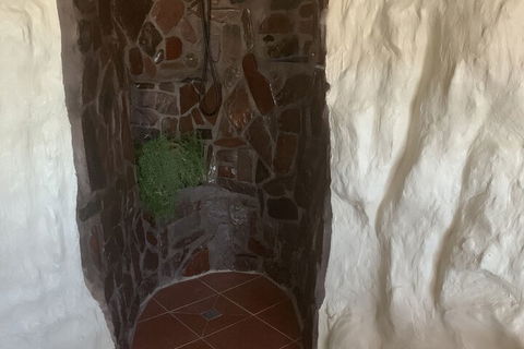 Di's Dugouts - Accommodation in Brisbane 5