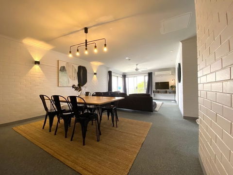 Yamba Views Accommodation - Accommodation in Brisbane 1