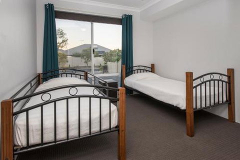 Fairway Isle - Accommodation in Brisbane 6