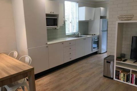 ALOHA At BLUEYS - Accommodation in Brisbane 6
