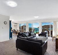 3 Bedroom Apartment Albacore Unit 6 12 Ondine Close - Accommodation in Brisbane
