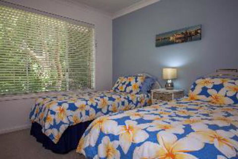 3 Bedroom House At Sandy Point Road 151 - Accommodation in Brisbane 4