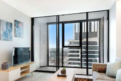 IFSuites (IFSTAYS) Light House Apartment - Accommodation in Brisbane 0