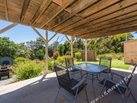 The Accommodation Group â€“ Greens Beach Retreat - Accommodation in Brisbane 4