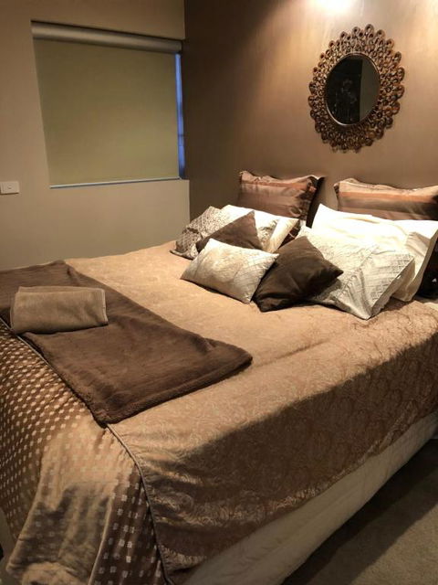 About Time Retreats Studio Seven - Accommodation in Brisbane 5