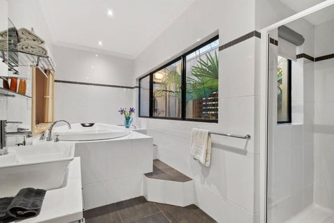 About Time Retreats Studio Seven - Accommodation in Brisbane 6