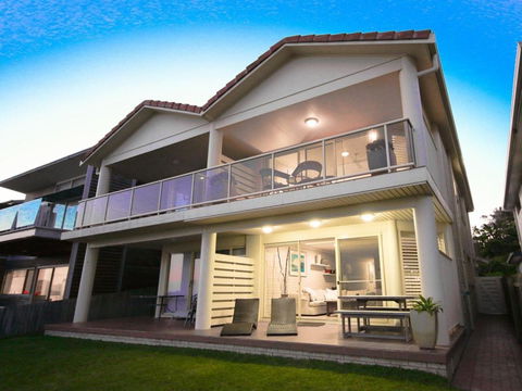 Aqua Vista On Blueys - Accommodation in Brisbane 4