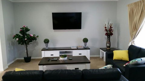 Numurkah Apartments The Saxton - Accommodation in Brisbane 4