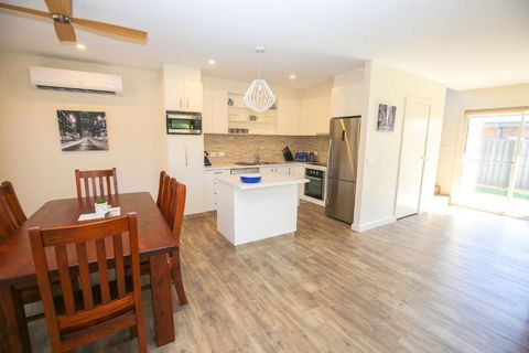 Amber Mist Villa One - Accommodation in Brisbane 4