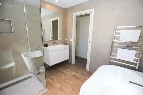Amber Mist Villa One - Accommodation in Brisbane 3
