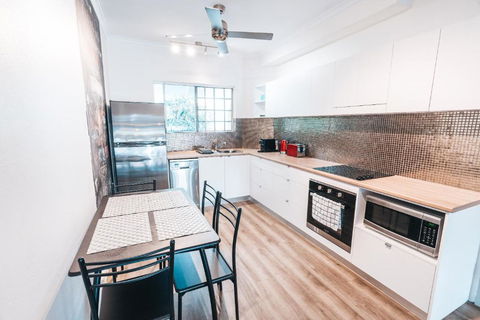 Inner City Oasis - Accommodation in Brisbane 3