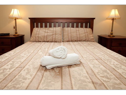 Fairholme Townhouse - Accommodation in Brisbane 3