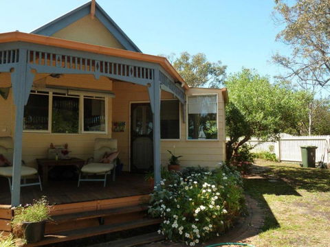 Lilys By The Lake Raymond Island Accommodation - Accommodation in Brisbane 1