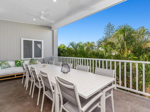 KINGY BEACH HOUSE At 162 - Accommodation in Brisbane 2