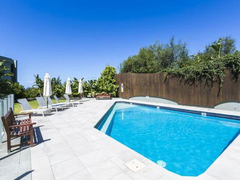 LORNE CHALET APARTMENT 36 Central Location - Accommodation in Brisbane 1